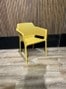 Stoel Nardi met arm geel